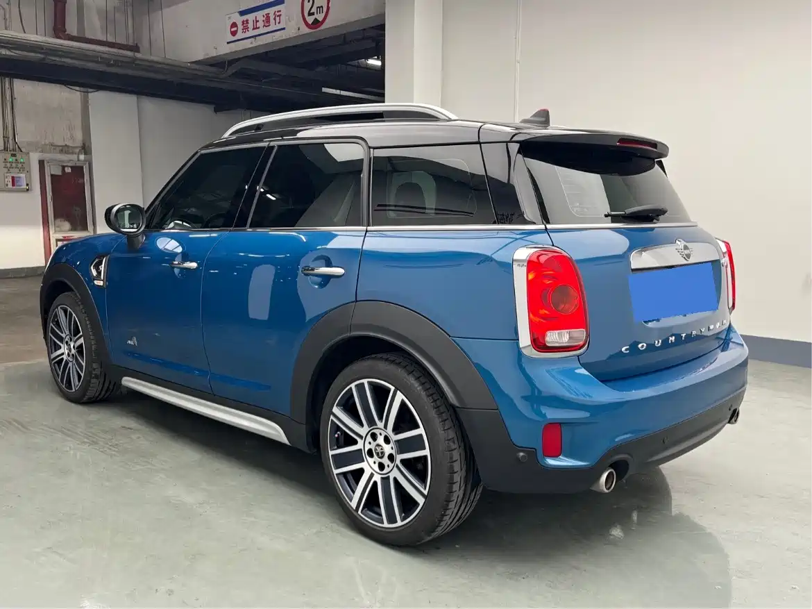 صورة 6 - MINI COUNTRYMAN