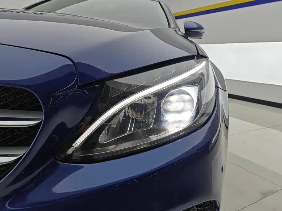 Mercedes-Benz C-Class 2016 2016 C 200 L Sport
