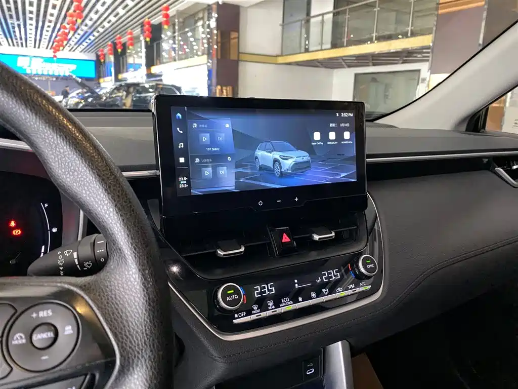 Toyota Frontlander 2023 2.0L Smart Hybrid Dual Engine Luxury Edition фото 10