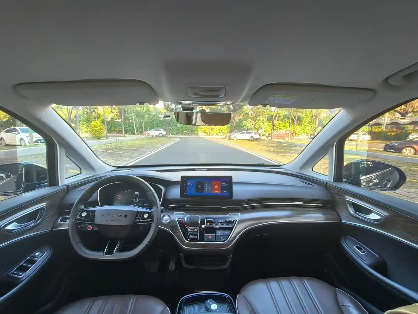 ROEWE IMAX8 NEW ENERGY