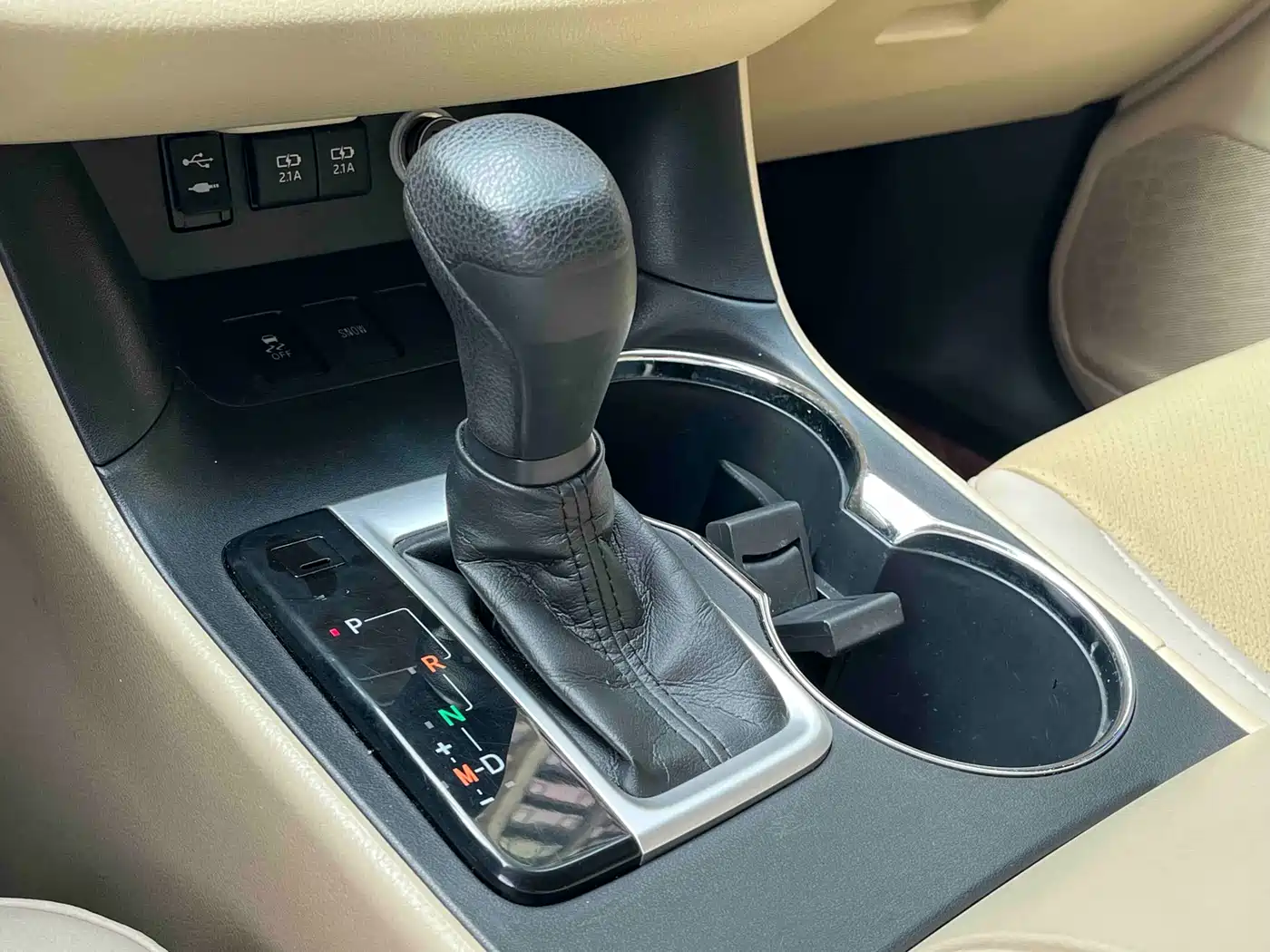 Toyota Highlander 2018 2.0T 2WD Elite 7-Seater China VI фото 9