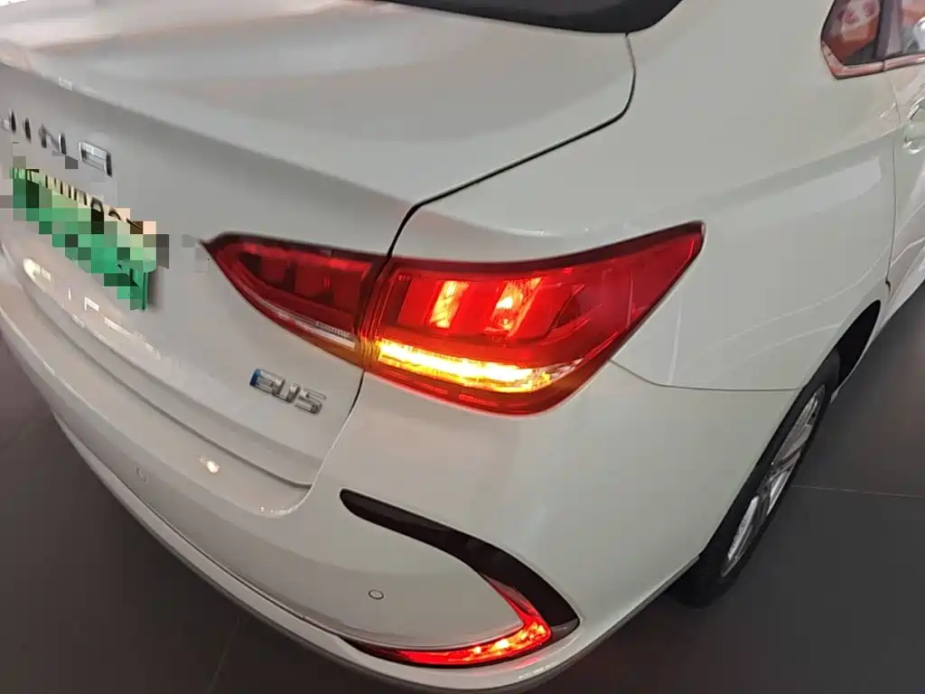BAIC Beijing EU5 2026 2025 Hongtu Standard Edition