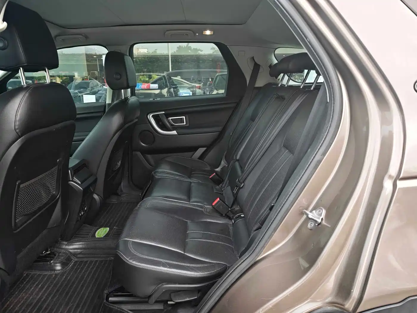 Фото 7 - Land Rover Discovery Sport
