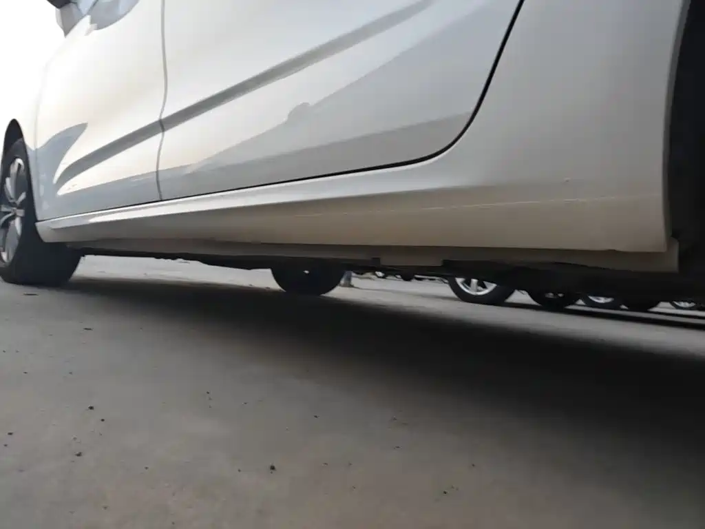 Фото 22 - Citroën C4L