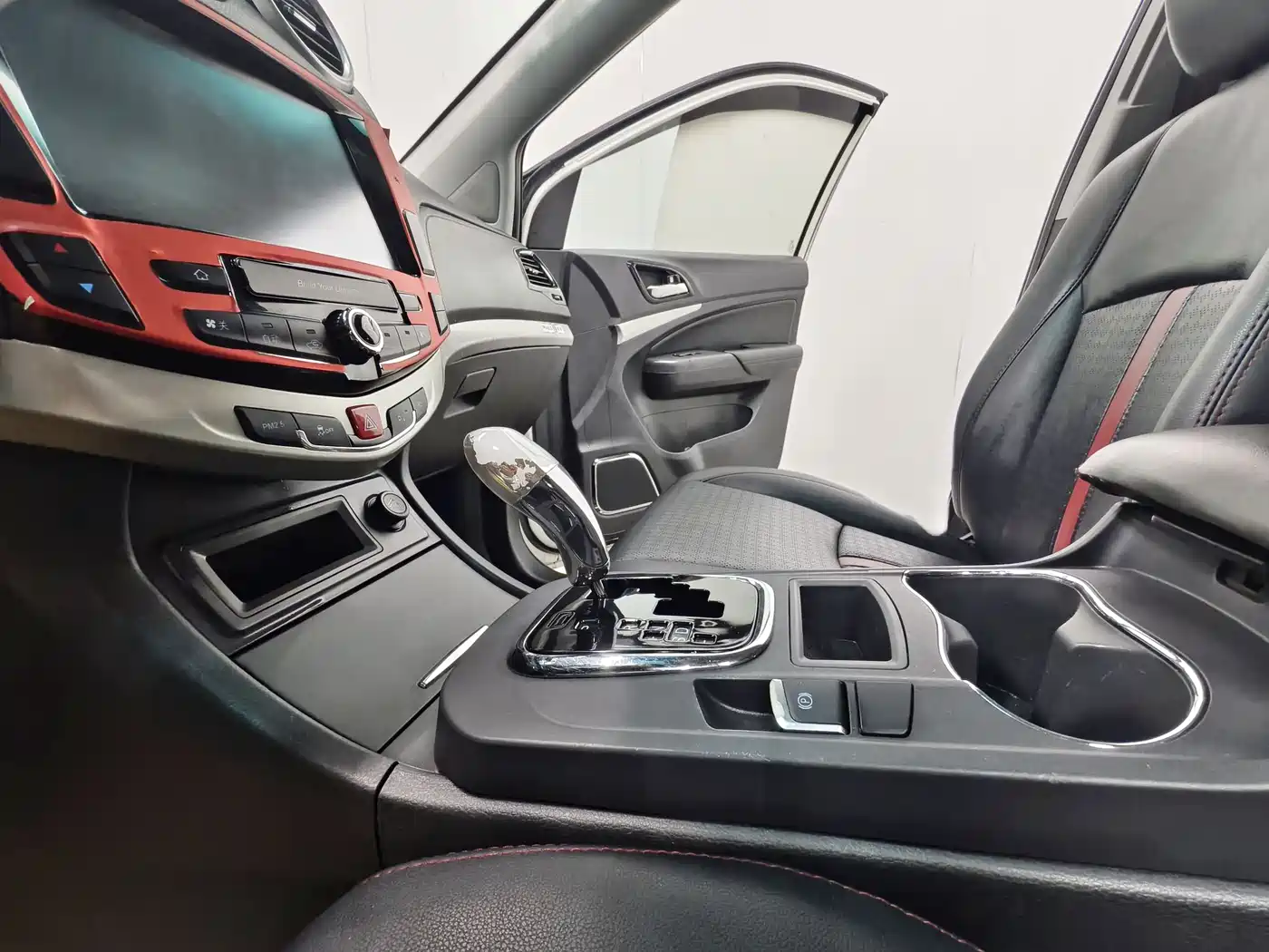 BYD S7 2015 2.0T Automatic Premium фото 12