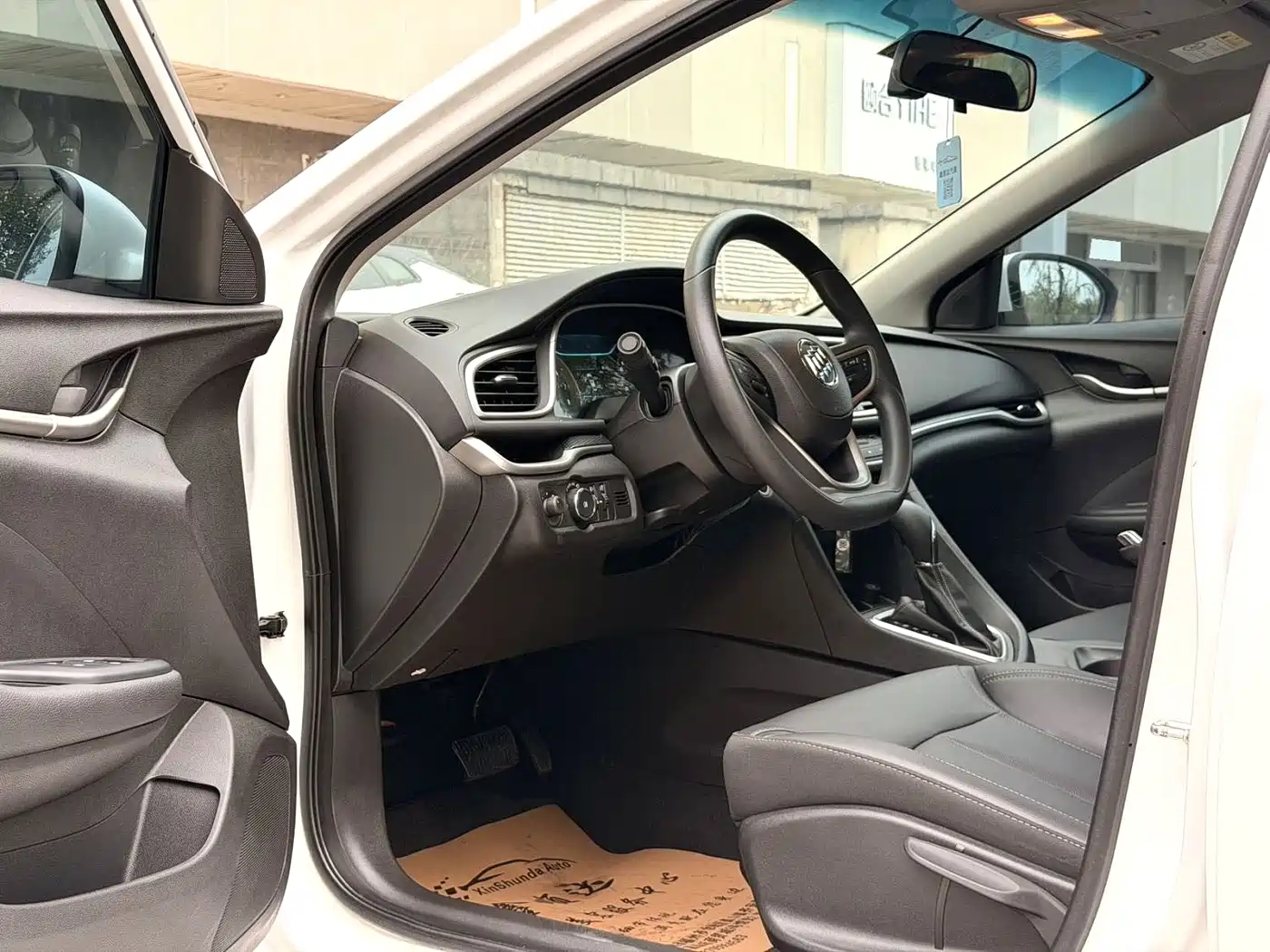 Buick Excelle 2021 Exemplar 1.5L Auto Elite фото 5