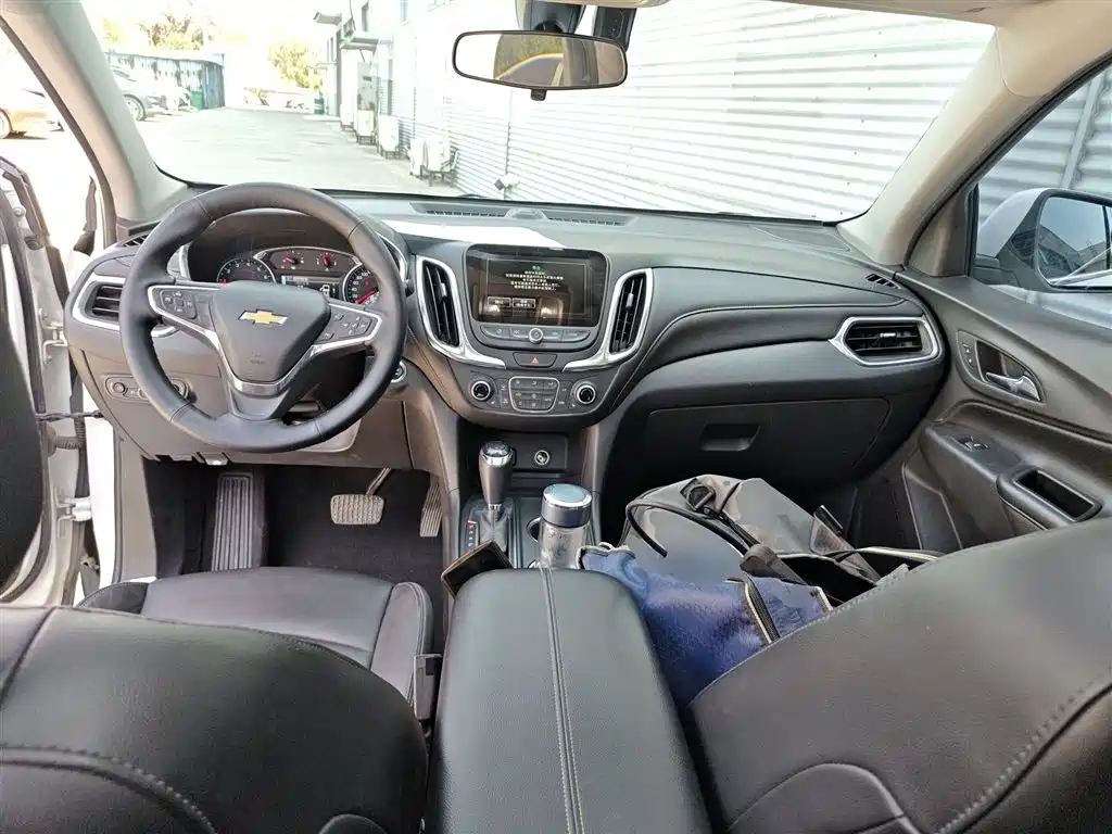 Chevrolet Equinox 2018 535T Automatic Control Edition фото 6