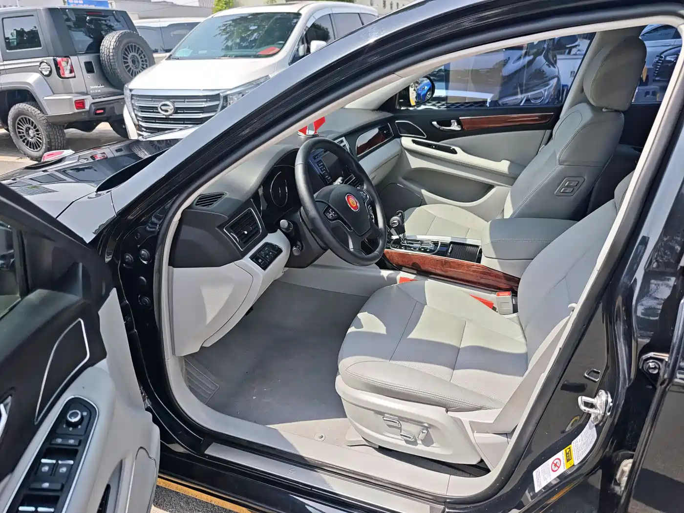 Hongqi H7 2015 2.0T Luxury фото 7