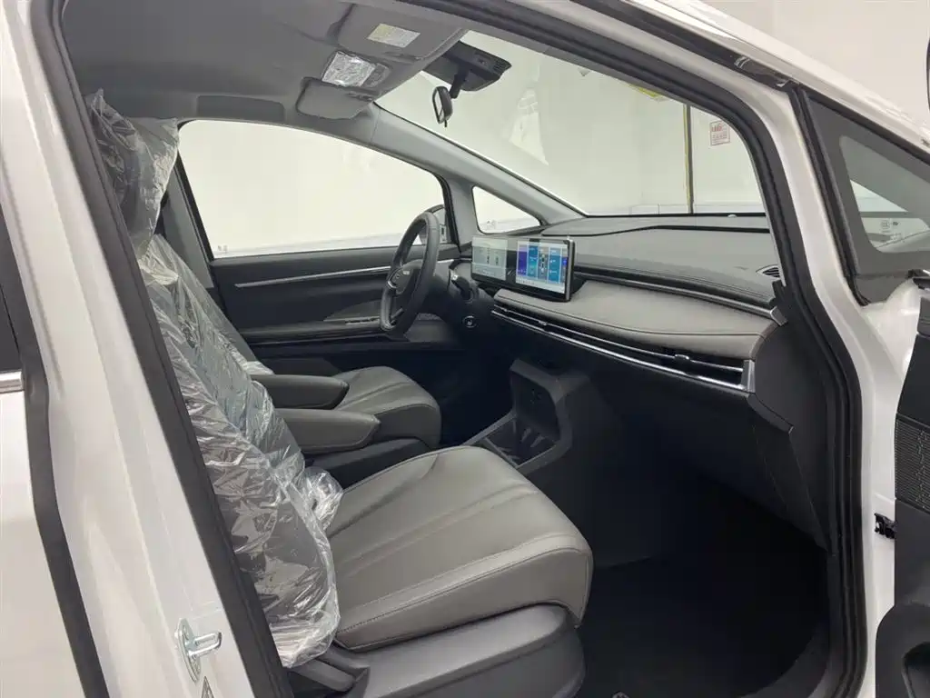 SAIC Maxus Dajia 7 2024 Facelift Super Hybrid Long Range Enjoyment Edition фото 7