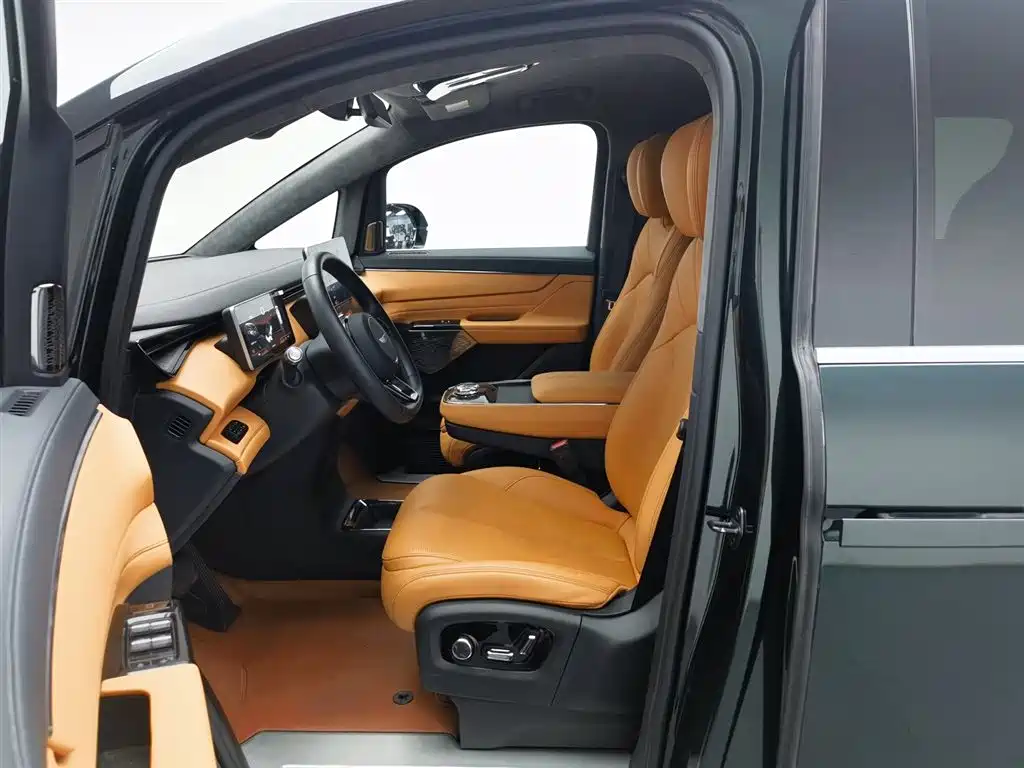 GEELY GALAXY WING TRUE L380