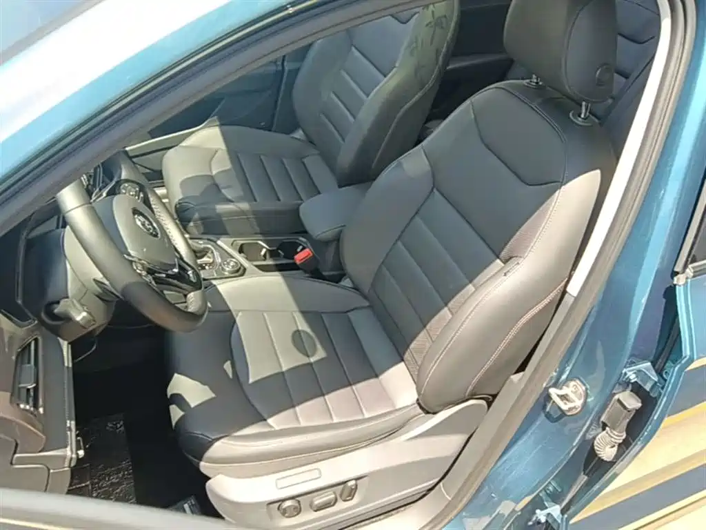 Volkswagen Tharu 2019 Model 330TSI 4WD Flagship Edition China VI фото 15