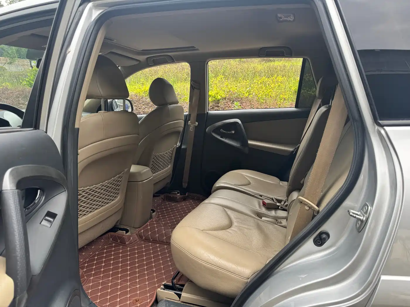 Toyota RAV4 Rongfang 2012 Styling Edition 2.4L Automatic 4WD Luxury фото 4