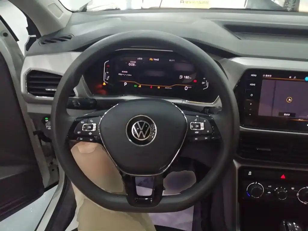 Volkswagen T-Cross 2024 2023 300TSI DSG Comfort Edition