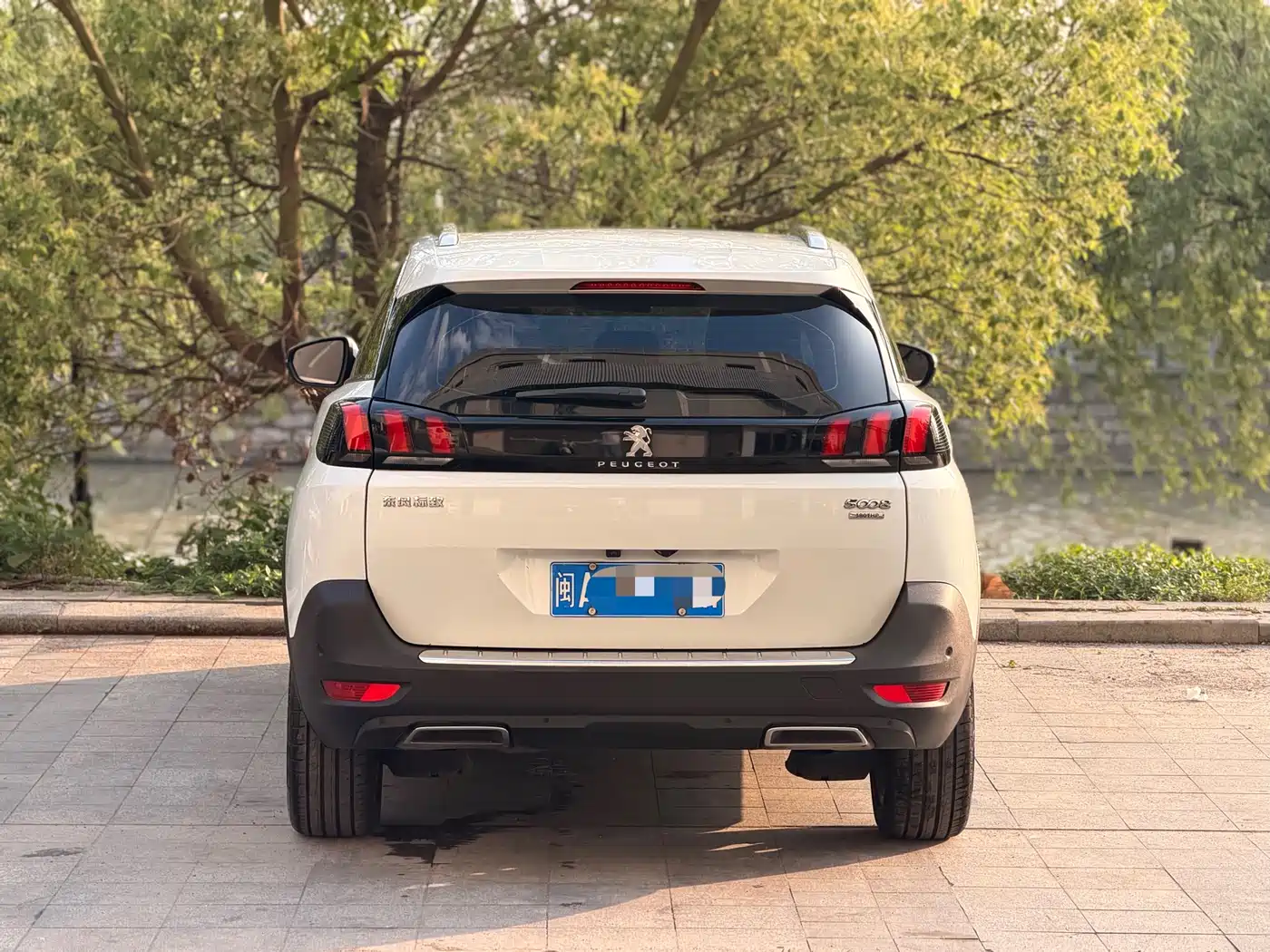Peugeot 5008 2017 380THP 7-seat Luxury Edition фото 3