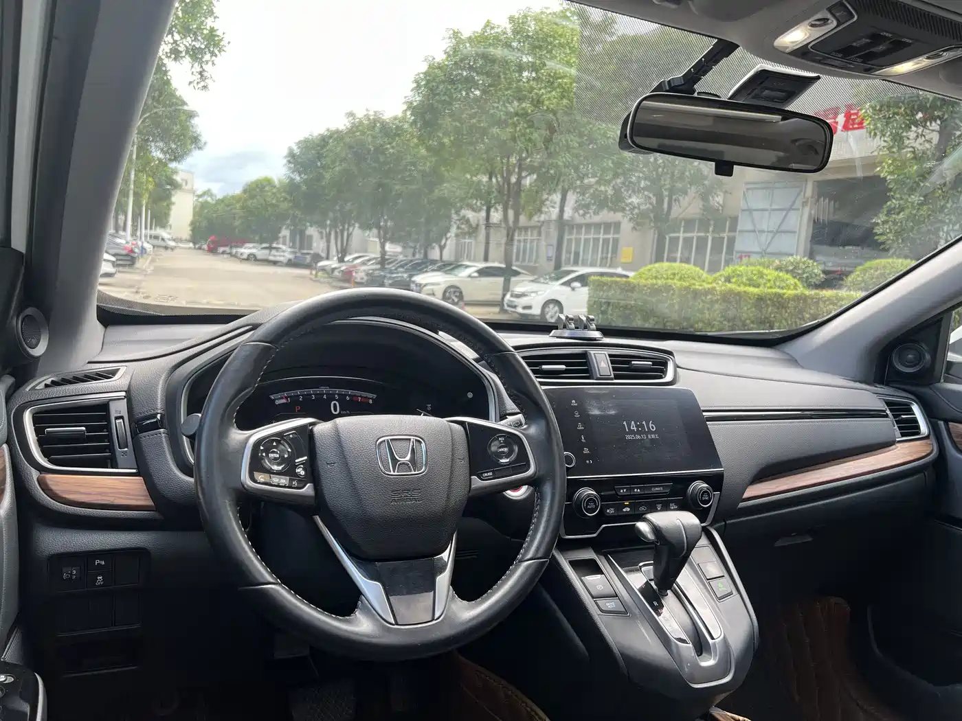 Фото 7 - Honda CR-V