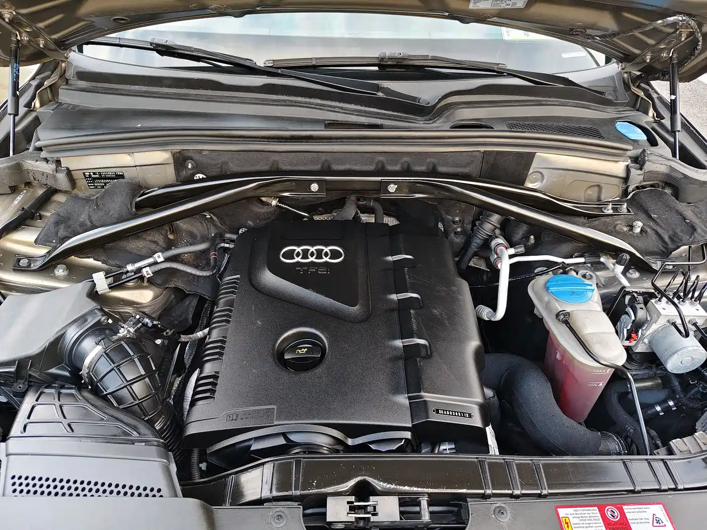 Audi Q5 2010 2.0TFSI Progressive фото 14