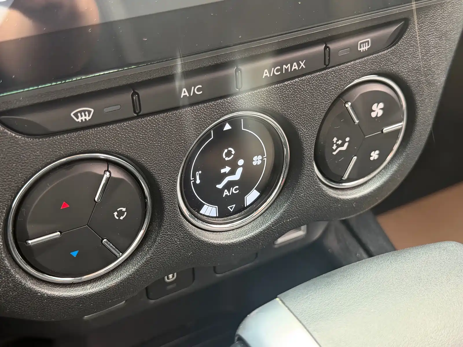 Фото 27 - Citroën C3-XR