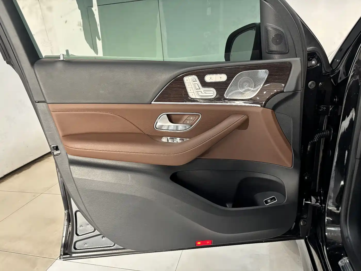 Mercedes-Benz GLE 2025 Facelift GLE 350 4MATIC Fashion Model фото 10