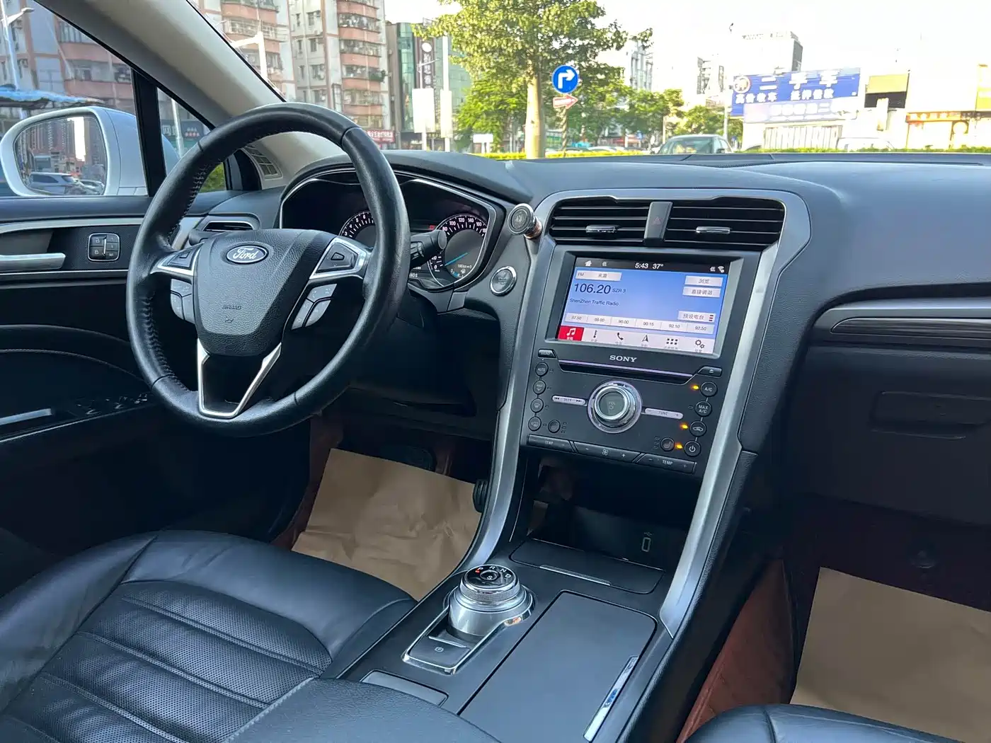 Photo 14 - Ford Mondeo