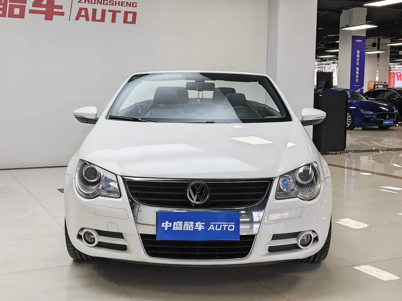 Volkswagen Eos 2010 2.0TSI DSG Luxury фото 2