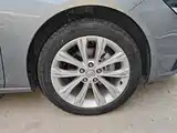 Photo 6 - Buick Regal