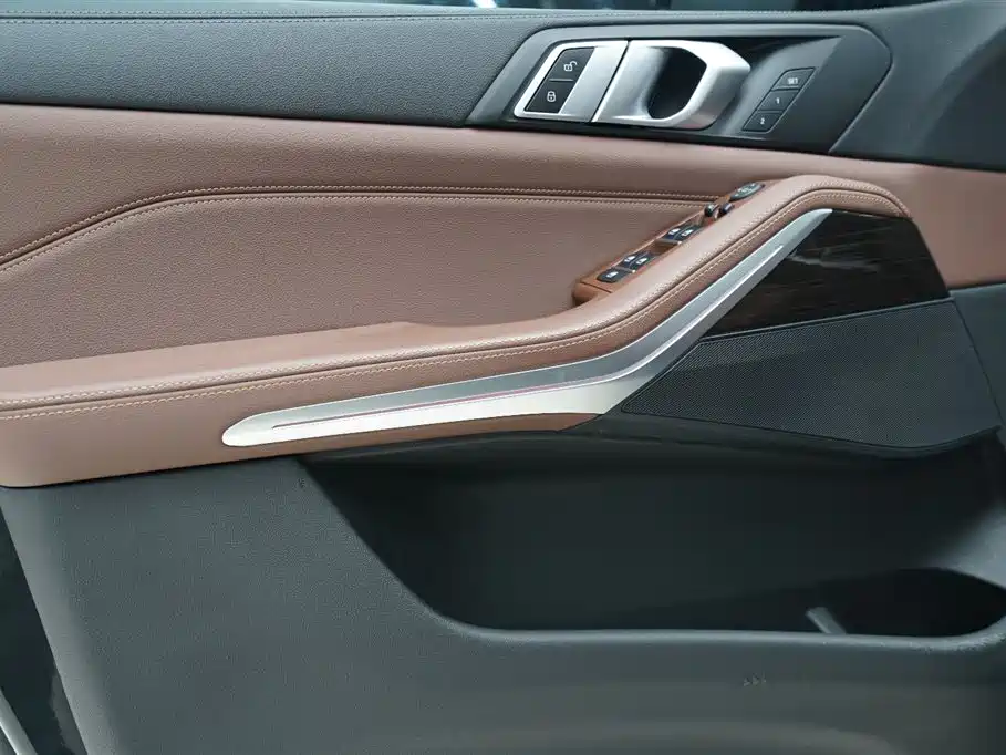 BMW X5 (Import) 2019 xDrive40i M Sport Package фото 5