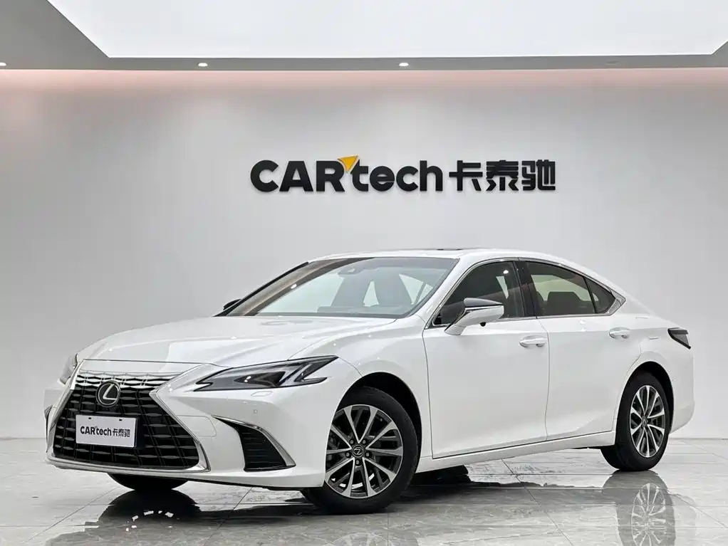 2026 Lexus ES