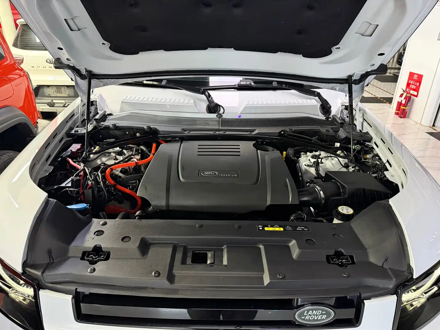 Land Rover Defender NEV 2021 2022 110 P400e