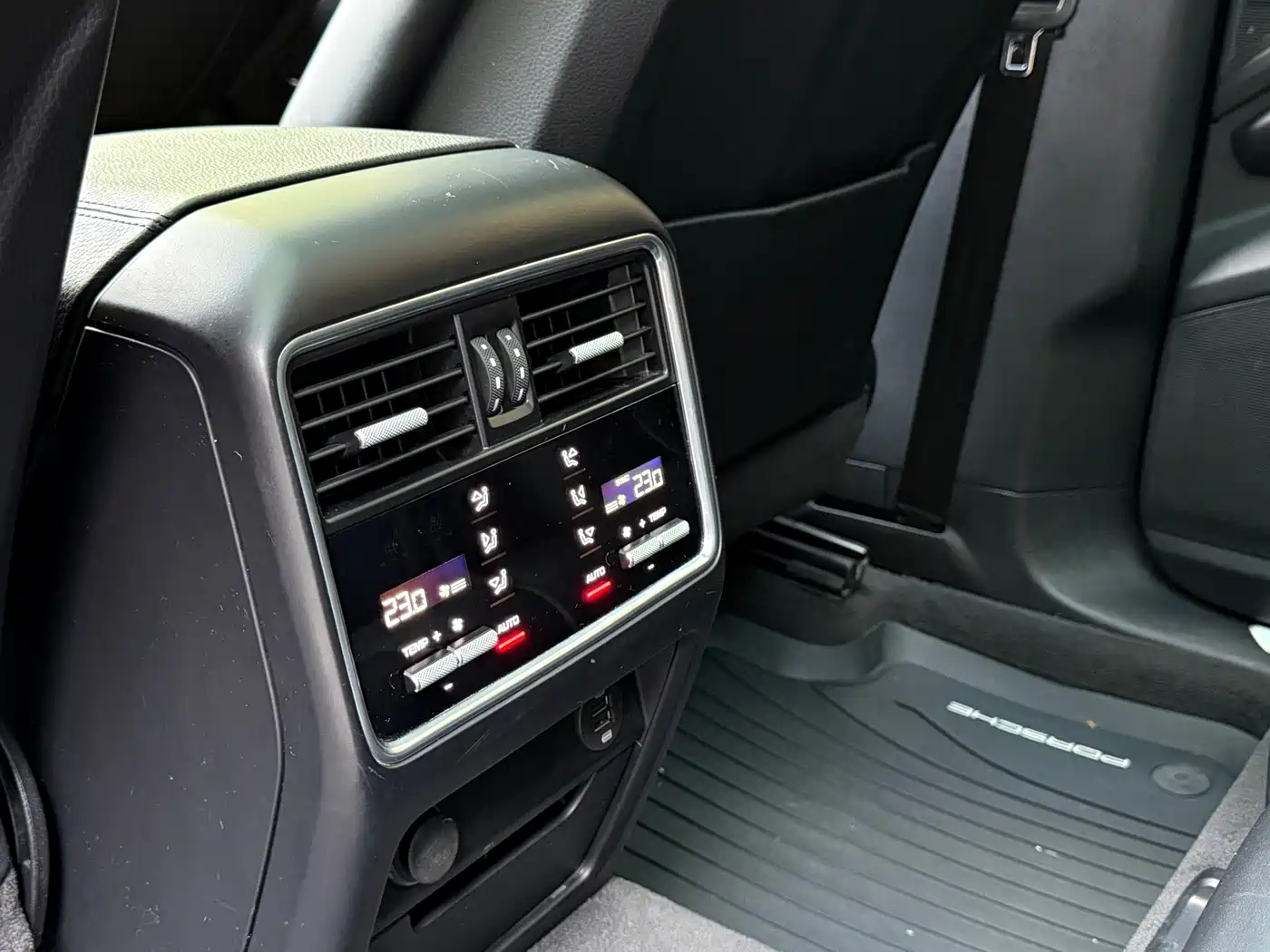 Porsche Cayenne 2018 Cayenne 3.0T фото 13