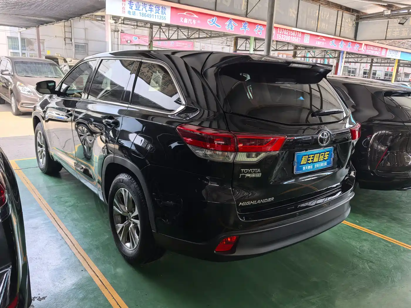 Toyota Highlander 2018 2.0T 4WD Elite 7-seater China VI фото 6