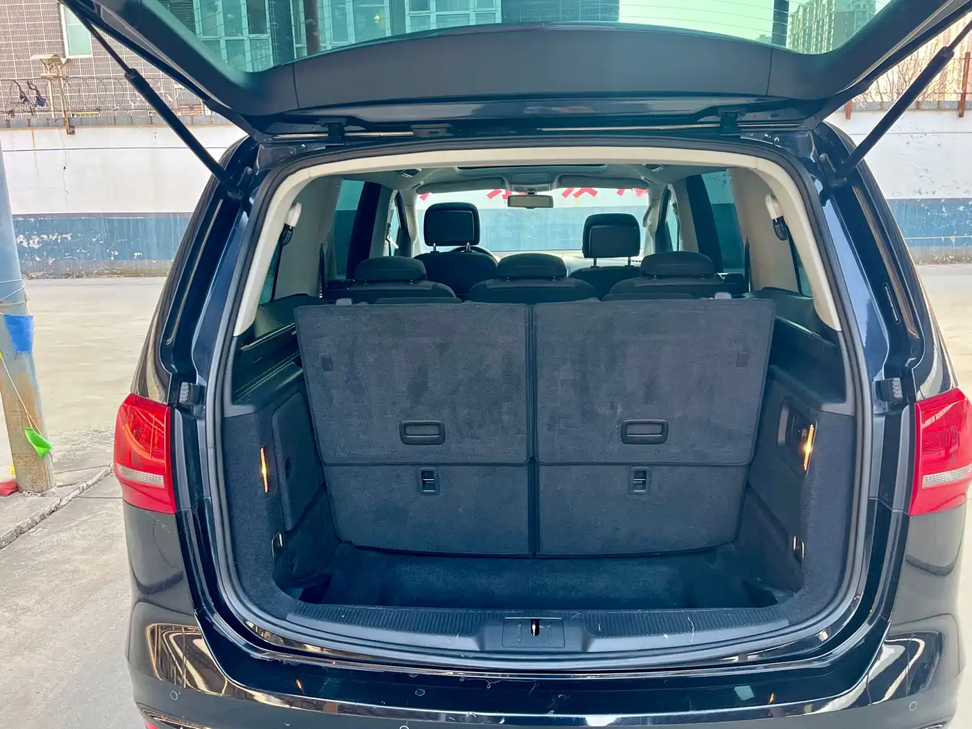 Volkswagen Sharan 2014 2.0TSI Standard фото 15
