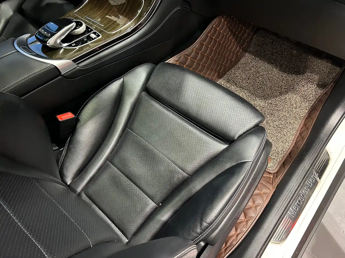 Mercedes-Benz GLC 2017 GLC 260 4MATIC Dynamic фото 15