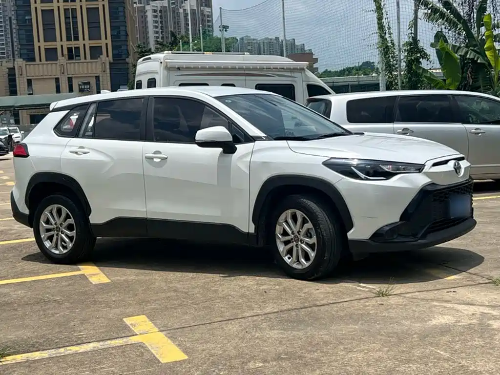 Toyota Frontlander 2025 2024 2.0L CVT Elite Plus Edition