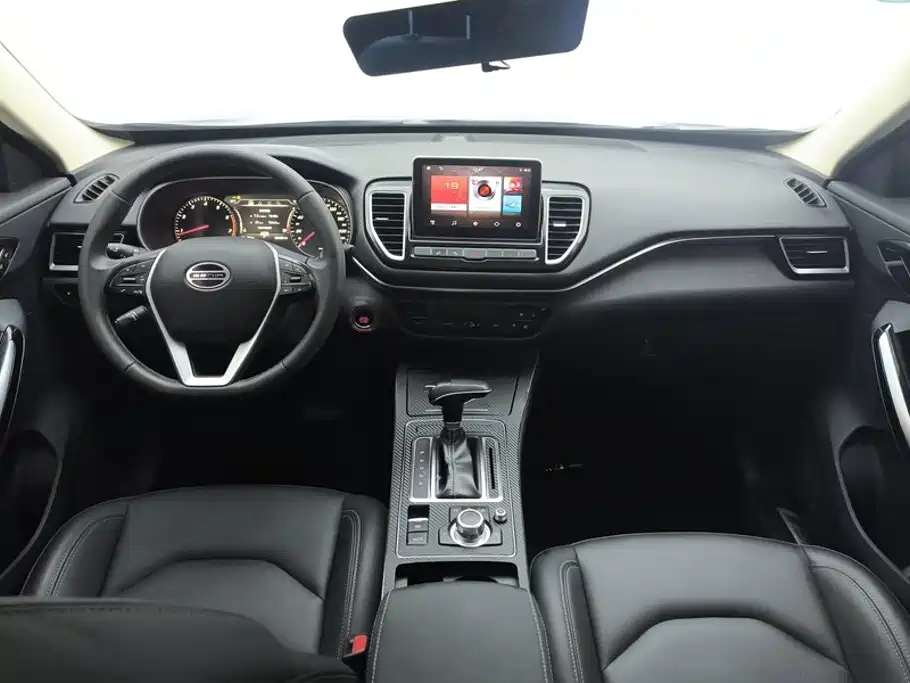 FAW Senya R9 2018 2018 1.2T Automatic Luxury Smart Premium