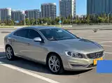 Photo 2 - Volvo S60