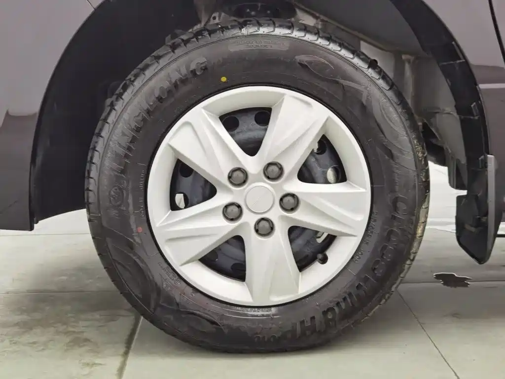 Dongfeng Fengxing Lingzhi PLUS 2026 2027 2.0L Base Model 7-Seater