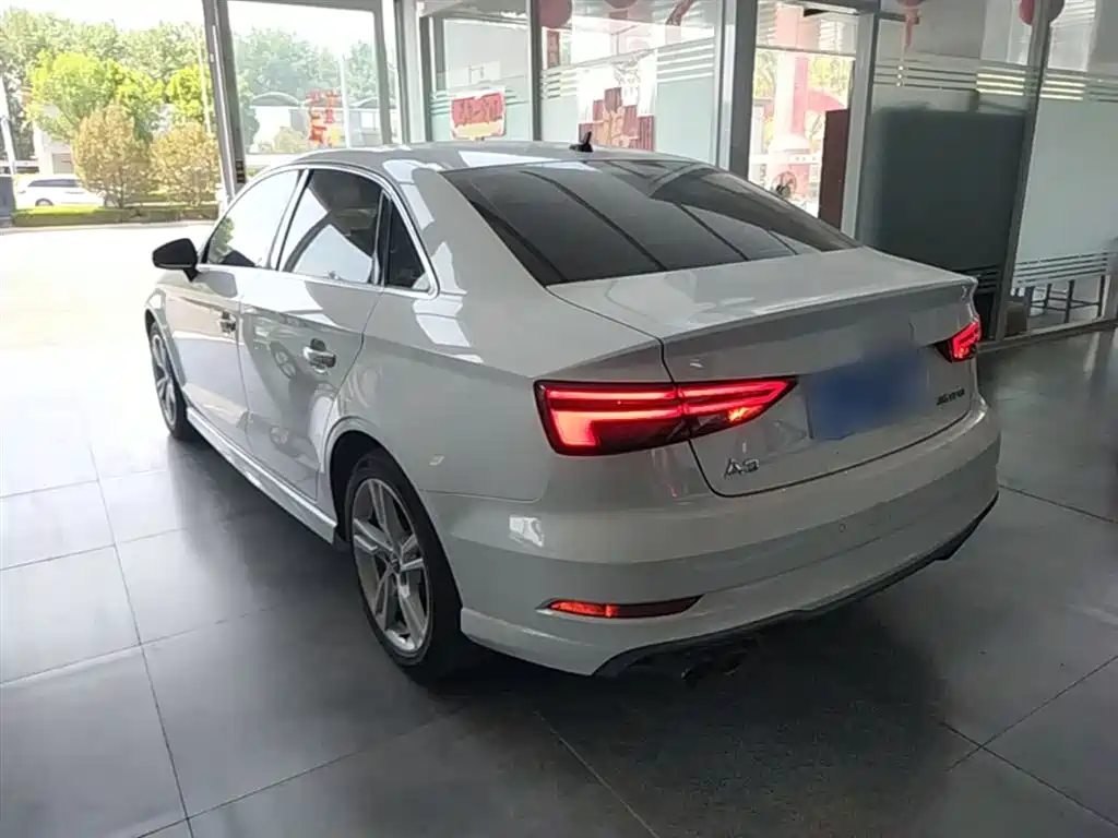 Audi A3 2020 Limousine 35 TFSI Fashion China VI фото 5