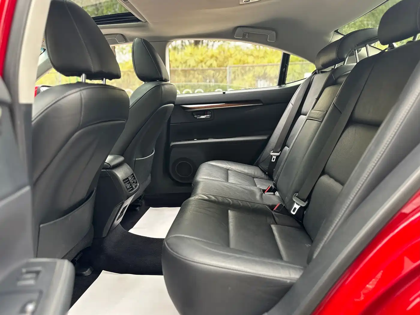 Lexus ES 2014 250 Elegance Edition фото 22