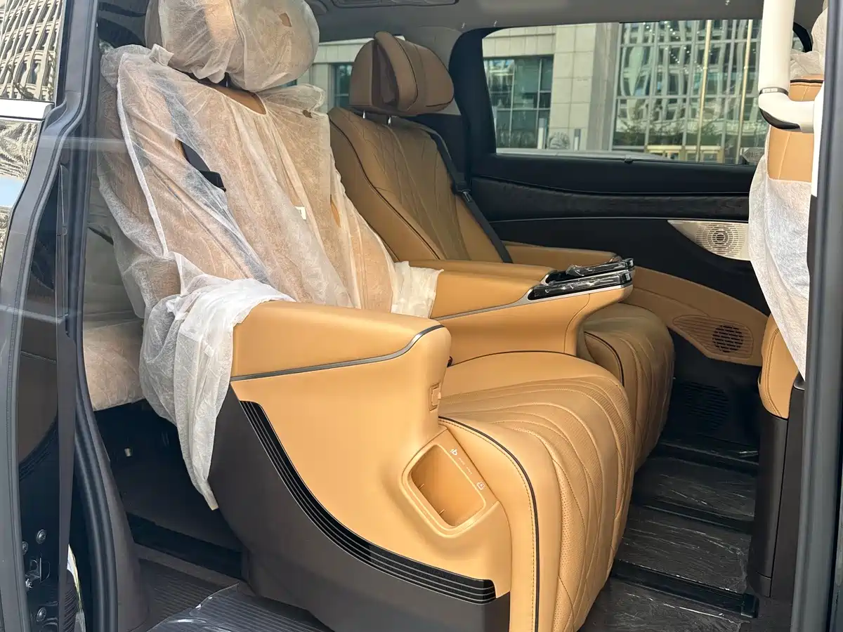 Denza D9 2026 2024 EV 620 Premium
