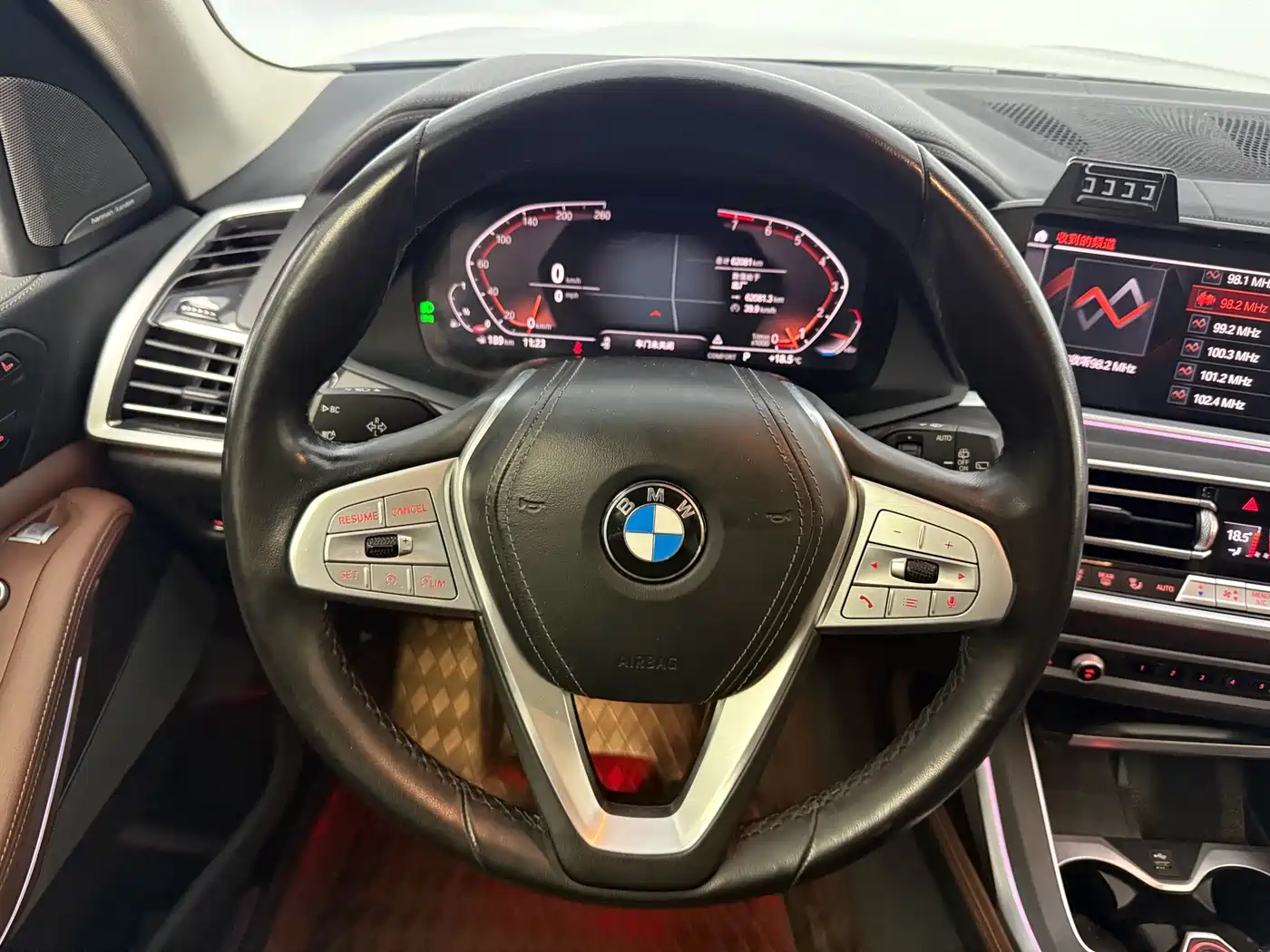 BMW X7 2021 Facelift xDrive40i Leading Luxury Package фото 6