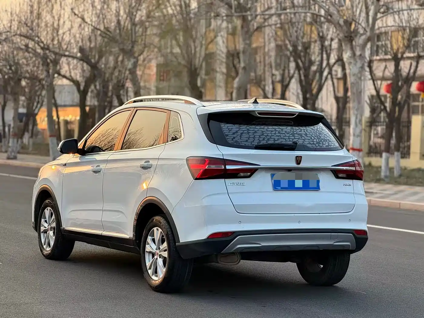 ROEWE RX3