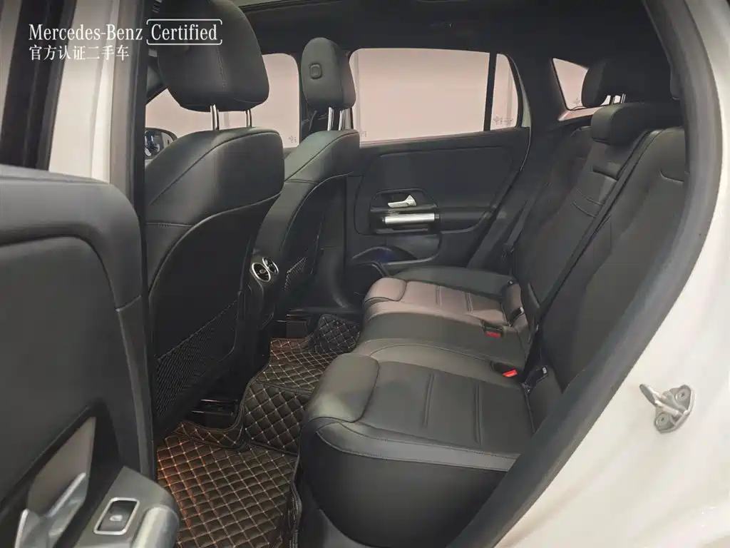 Mercedes-Benz GLA 2023 2023 GLA 220