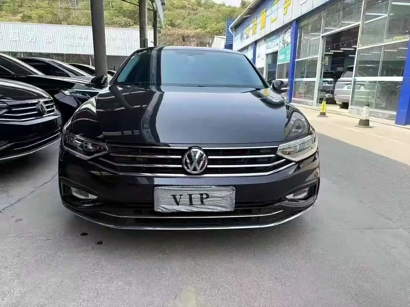 Volkswagen Magotan 2020 330TSI DSG Luxury фото 3