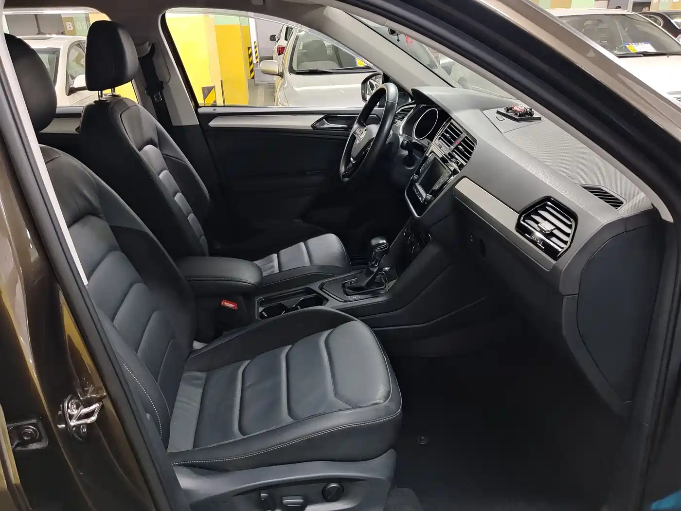 Volkswagen Tiguan L 2017 2017 330TSI Automatic 2WD Comfort Edition
