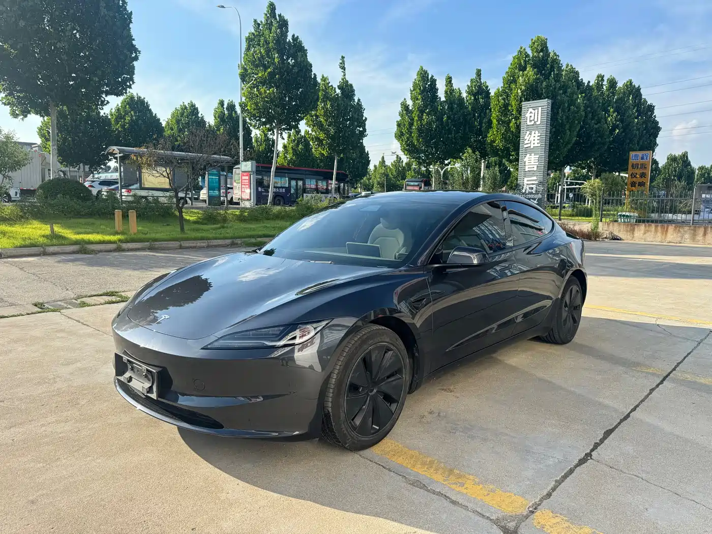 Tesla Model 3 2023 Rear-Wheel Drive
