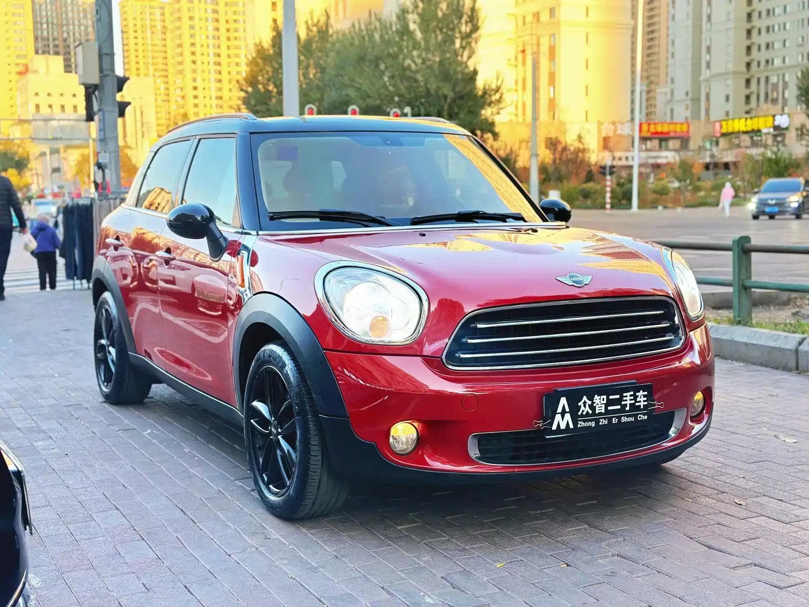 Photo 2 - MINI COUNTRYMAN