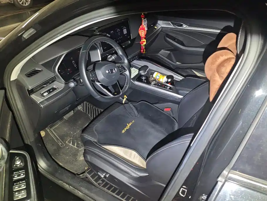 Фото 9 - Geely Preface