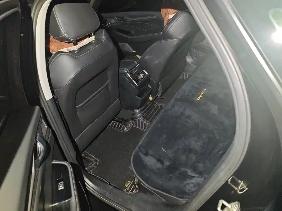Geely Preface 2021 2021 2.0TD Luxury