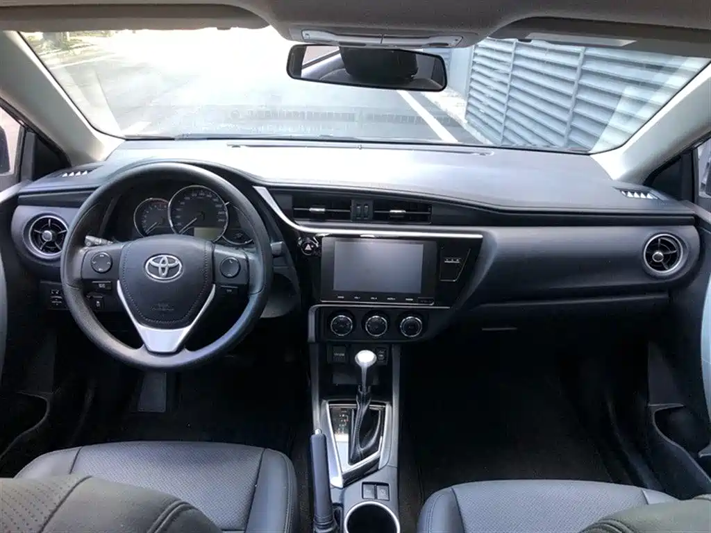 Toyota Levin 2017 Facelift 185T CVT Elite Edition China VI фото 6
