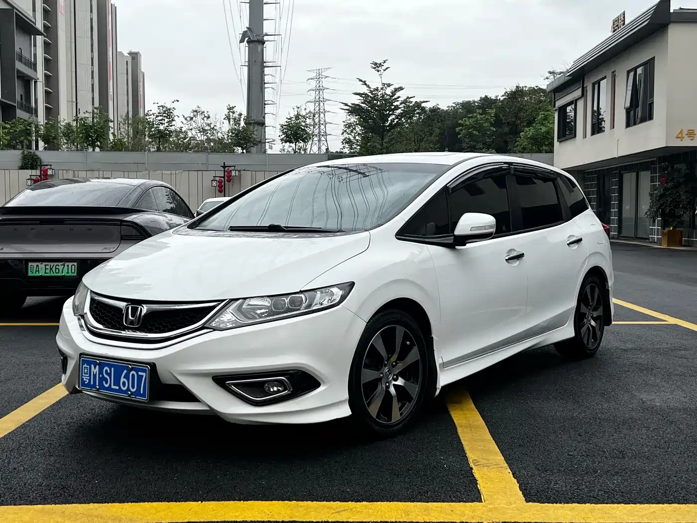 Honda Jade 2014 2013 1.8L CVT Luxury Edition 5-seater
